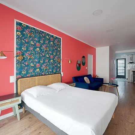 Apartamento Cosy Street Level For 3