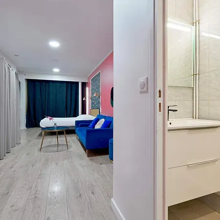 Apartment Cosy Street Level For 3 *